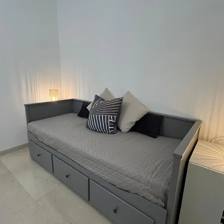 Ferienhaus Red Leaf Como