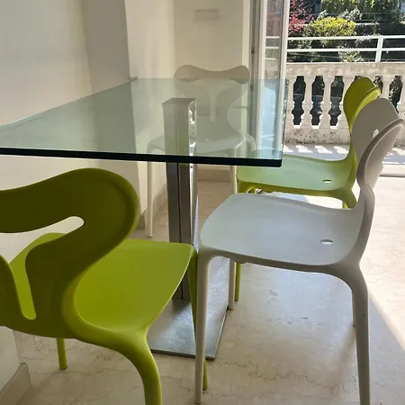 Red Leaf בית נופש