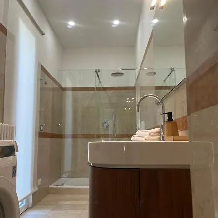 Red Leaf בית נופש *